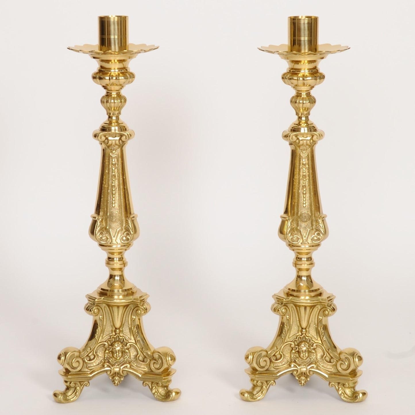 H-200-24 Candlestick