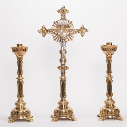 H-108B-FS Fluted Stem Altar Cross