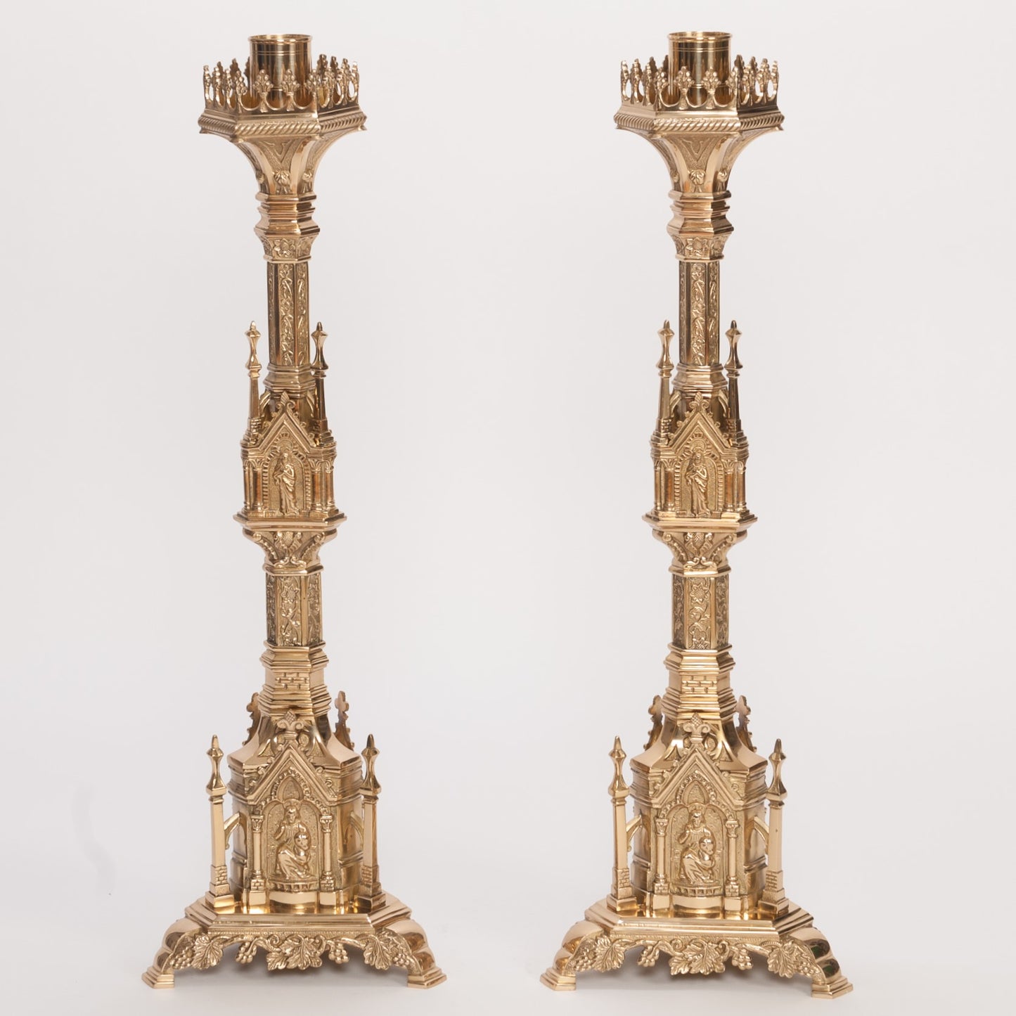 H-132-31 Gothic Candlestick